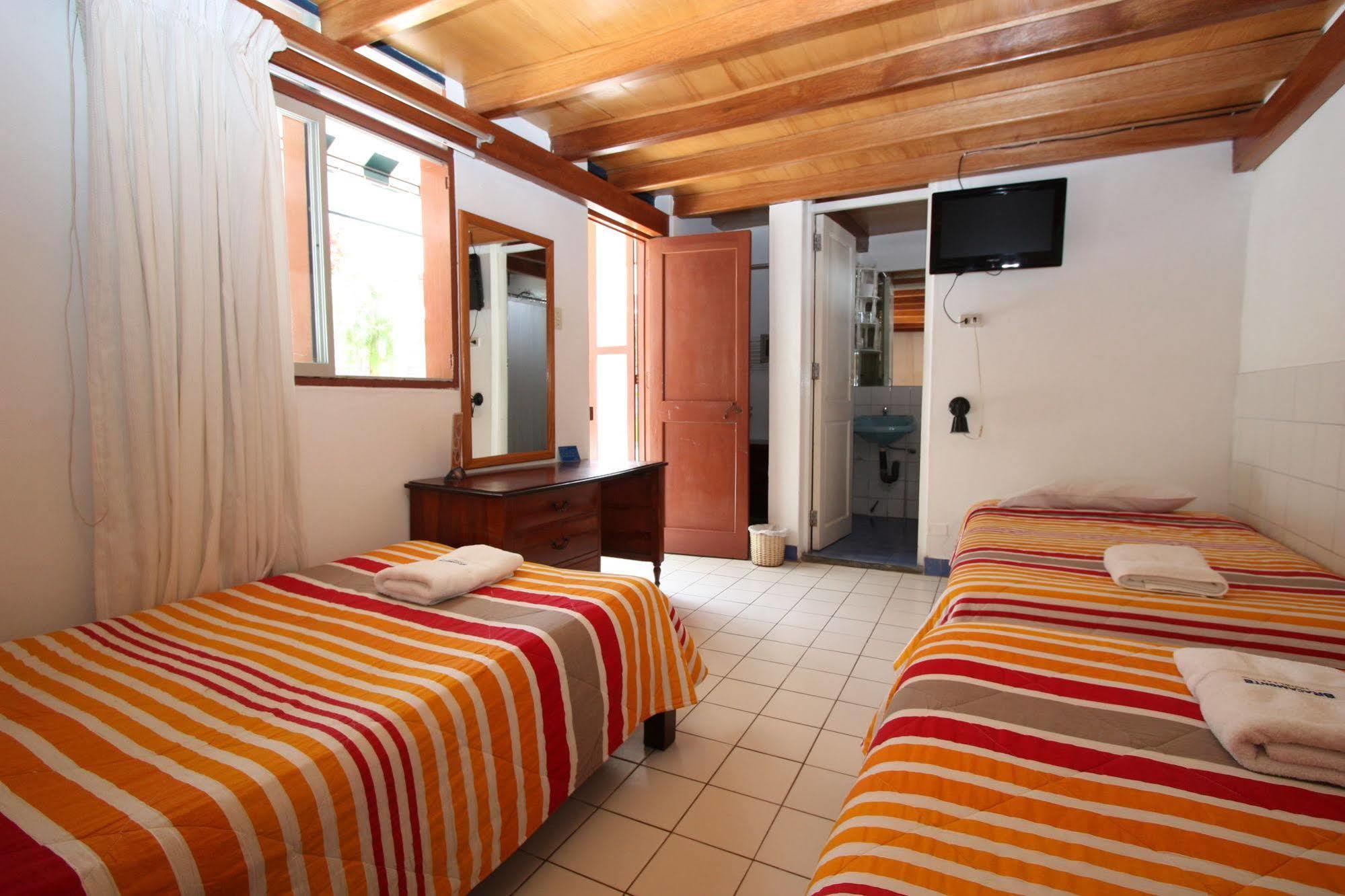 Hotel Bracamonte Huanchaco Extérieur photo